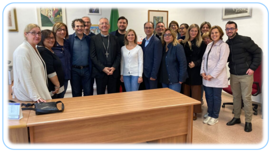 Mons. Leonardo D’Ascenzo in visita pastorale presso la Scuola “Rocca Bovio Palumbo” di Trani